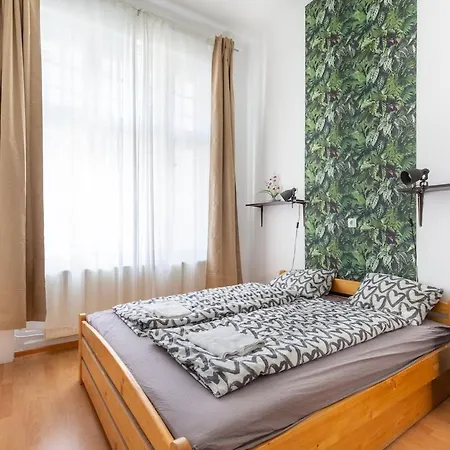 Kz10g Kazinczy Utca 6 Guests